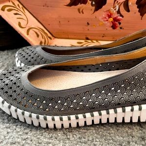 Ilse Jacobsen WOMENS size 7.5 slip on shoes